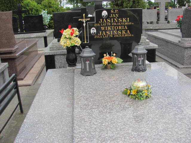 Grób Wiktoria Jasińska